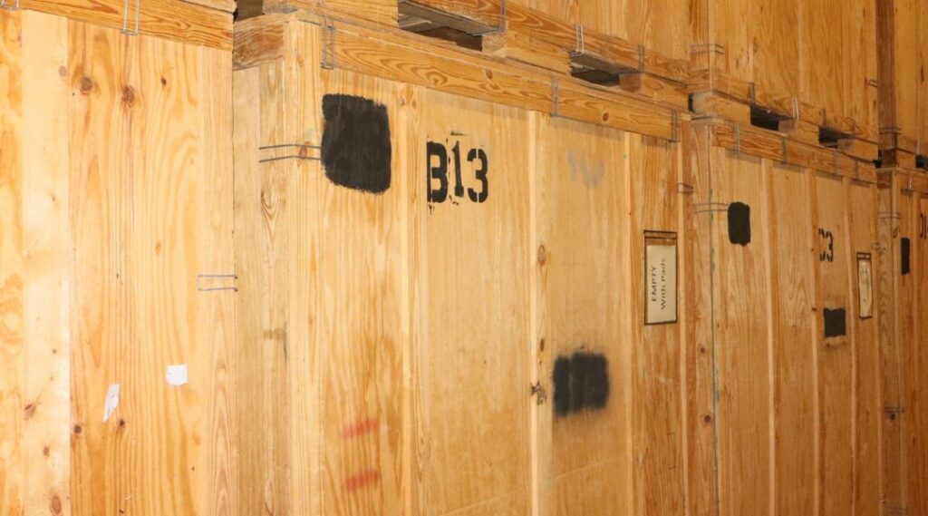 Storage crates